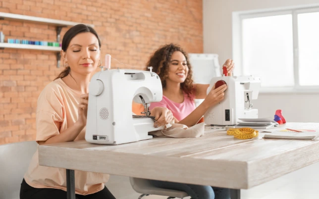 Freundinnen Nähkurs im Heidekreis – gemeinsam kreativ nähen
